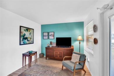 Elegant fully furnished first floor one bedroom and one bath on Vero Beach South Golf Course in Florida - for sale on GolfHomes.com, golf home, golf lot