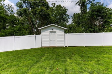 Charming one-level brick rancher, beautifully updated and on Riviera Country Club in West Virginia - for sale on GolfHomes.com, golf home, golf lot