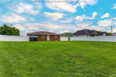 Charming one-level brick rancher, beautifully updated and on Riviera Country Club in West Virginia - for sale on GolfHomes.com, golf home, golf lot