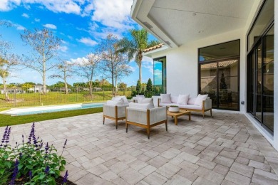 2562 Players Court is the perfect property to make your on Palm Beach Polo and Country Club in Florida - for sale on GolfHomes.com, golf home, golf lot