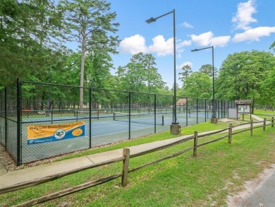 Holly Lake Ranch, Texas - If you are looking for a move in ready on Holly Lake Ranch Golf Club in Texas - for sale on GolfHomes.com, golf home, golf lot