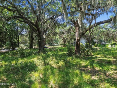 This beautiful waterfront homesite is located in desirable on The Golf Club at Pleasant Point Plantation in South Carolina - for sale on GolfHomes.com, golf home, golf lot