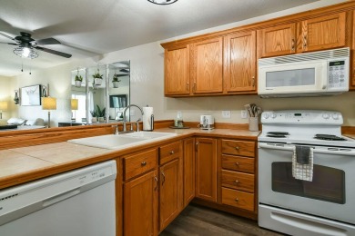 SUPERHOST status with great reviews for this owner and a great on Pointe Royale Village Country Club in Missouri - for sale on GolfHomes.com, golf home, golf lot