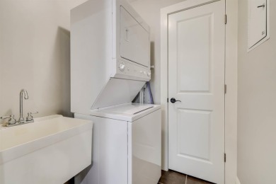 Turn-Key Furnished Condo with Lake Views in Reynolds Lake Oconee on Reynolds Lake Oconee - The Oconee in Georgia - for sale on GolfHomes.com, golf home, golf lot