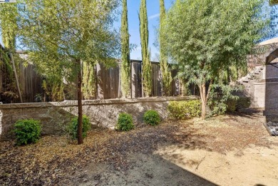 Come check out this gorgeous Paradise Valley beauty!! Located in on Paradise Valley Golf Course in California - for sale on GolfHomes.com, golf home, golf lot