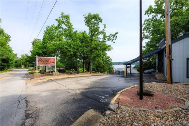 Experience lakefront living at its finest in this beautifully on Sycamore Creek Golf Club in Missouri - for sale on GolfHomes.com, golf home, golf lot