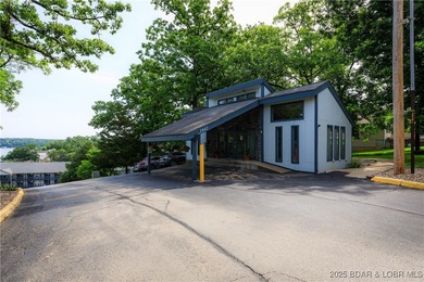 Experience lakefront living at its finest in this beautifully on Sycamore Creek Golf Club in Missouri - for sale on GolfHomes.com, golf home, golf lot