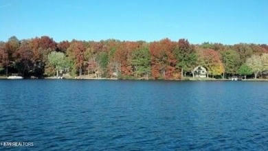 Convenient with private setting in North Fairfield Glade Resort on Heatherhurst Golf Course in Tennessee - for sale on GolfHomes.com, golf home, golf lot