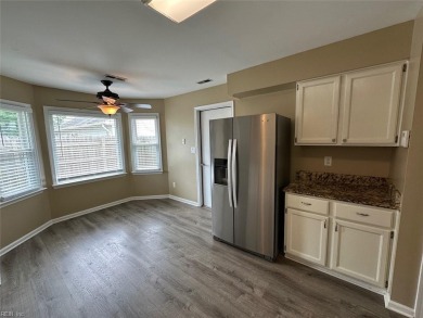 Welcome to this cozy two story transitional colonial, where you on Honey Bee Golf Club in Virginia - for sale on GolfHomes.com, golf home, golf lot