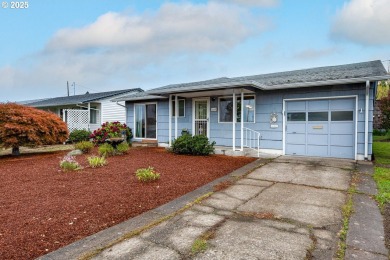 Discover low-maintenance living in this updated 2-bedroom on  in Oregon - for sale on GolfHomes.com, golf home, golf lot