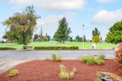 Discover low-maintenance living in this updated 2-bedroom on  in Oregon - for sale on GolfHomes.com, golf home, golf lot