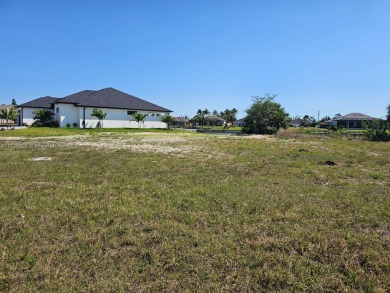 Residential extra wide waterfront & city center lot. No Flood on El Rio Golf Course and Club in Florida - for sale on GolfHomes.com, golf home, golf lot