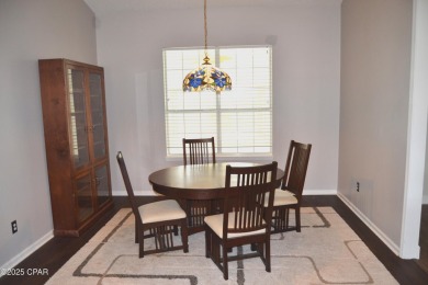 CURRENTLY UNDER CONTRACT, SELLER WILL CONSIDER BACKUP OFFERS on Holiday Golf Club in Florida - for sale on GolfHomes.com, golf home, golf lot