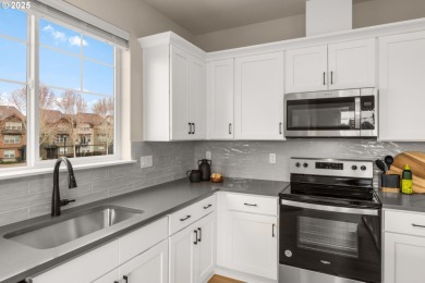 Way below current 30 year interest rate available with preferred on  in Oregon - for sale on GolfHomes.com, golf home, golf lot