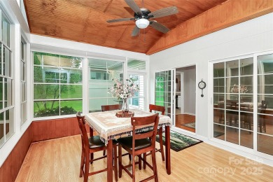 Well-Maintained 3-Bedroom, 2-bath, golf cart included! In the on Carolina Lakes Golf Club, LLC in South Carolina - for sale on GolfHomes.com, golf home, golf lot