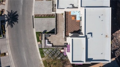 Absolutely stunning and delightful pied-a-terre in the exclusive on Dragon Ridge Country Club in Nevada - for sale on GolfHomes.com, golf home, golf lot