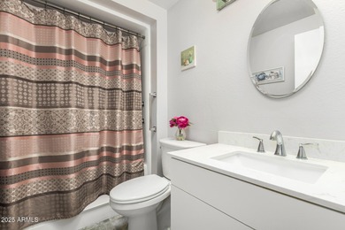 Charming 2-bedroom Gemini home in the vibrant 55+ community of on Sun City Lakes West and East in Arizona - for sale on GolfHomes.com, golf home, golf lot