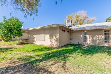 Charming 2-bedroom Gemini home in the vibrant 55+ community of on Sun City Lakes West and East in Arizona - for sale on GolfHomes.com, golf home, golf lot