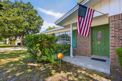 Charming home in Kenwood subdivision!
Welcome to this on Fort Walton Beach Golf Course in Florida - for sale on GolfHomes.com, golf home, golf lot