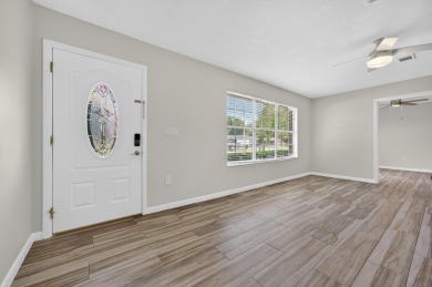 Charming home in Kenwood subdivision!
Welcome to this on Fort Walton Beach Golf Course in Florida - for sale on GolfHomes.com, golf home, golf lot