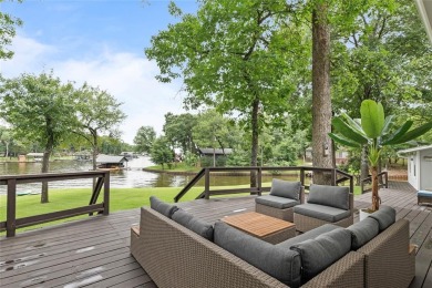 This exceptional property offers 352 feet of platted waterfront on Pinnacle Golf and Boat Club in Texas - for sale on GolfHomes.com, golf home, golf lot