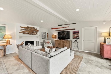 This exceptional property offers 352 feet of platted waterfront on Pinnacle Golf and Boat Club in Texas - for sale on GolfHomes.com, golf home, golf lot