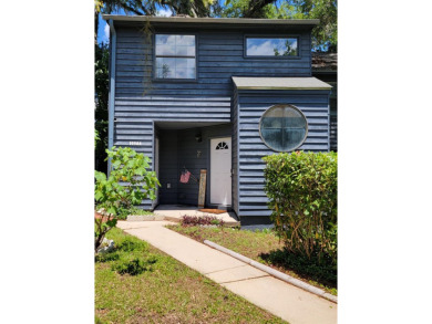 Fabulous move in ready townhome with golf course views.  Both on Hilaman Park Golf Course in Florida - for sale on GolfHomes.com, golf home, golf lot