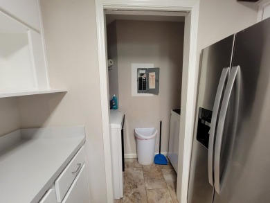 Fabulous move in ready townhome with golf course views.  Both on Hilaman Park Golf Course in Florida - for sale on GolfHomes.com, golf home, golf lot