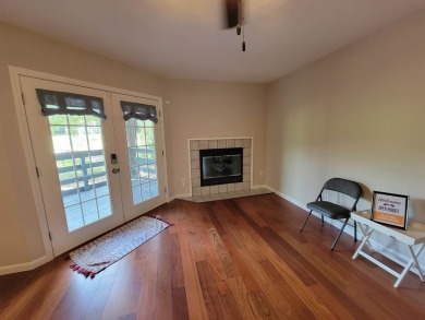 Fabulous move in ready townhome with golf course views.  Both on Hilaman Park Golf Course in Florida - for sale on GolfHomes.com, golf home, golf lot