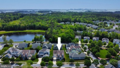 This unique and rarely available one-level 4 bedroom, 2.5 bath on Bayside Resort Golf Club in Delaware - for sale on GolfHomes.com, golf home, golf lot