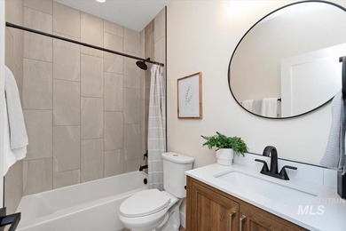 Move-in Ready! Nestled in the peaceful Sunfield Estates on River Birch Golf Course in Idaho - for sale on GolfHomes.com, golf home, golf lot