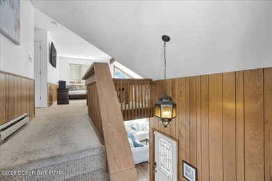 Beautiful contemporary mountain home offering 3 bedrooms, 2 full on Split Rock Resort and Country Club in Pennsylvania - for sale on GolfHomes.com, golf home, golf lot