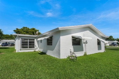 Welcome to effortless living in this charming 2BD/2BA on Leisureville Community Association in Florida - for sale on GolfHomes.com, golf home, golf lot