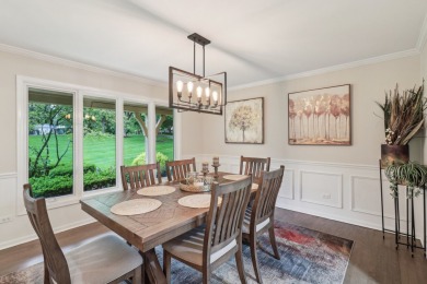 Luxurious Living in Prestigious Turnberry Subdivision  Discover on Turnberry Country Club in Illinois - for sale on GolfHomes.com, golf home, golf lot