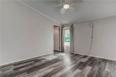Come fall in love with this beautifully maintained five-lot on Linn Valley Lakes - Deer Trace Golf Course in Kansas - for sale on GolfHomes.com, golf home, golf lot