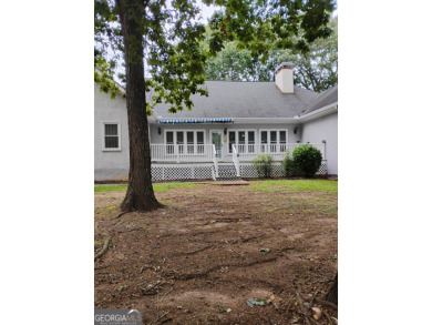 Beautiful, well maintained home in Lake Spivey Country Club on Lake Spivey Golf Club in Georgia - for sale on GolfHomes.com, golf home, golf lot
