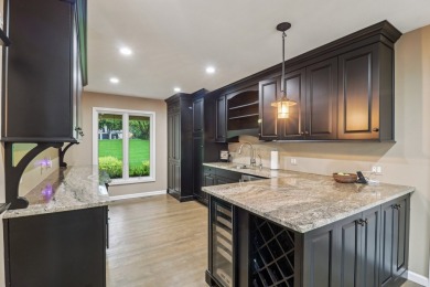 Luxurious Living in Prestigious Turnberry Subdivision  Discover on Turnberry Country Club in Illinois - for sale on GolfHomes.com, golf home, golf lot