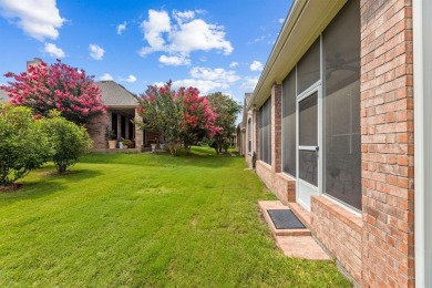 PRISTINE HOME IN HERITAGE RANCH (50+ GATED COMMUNITY) - on Heritage Ranch Golf and Country Club in Texas - for sale on GolfHomes.com, golf home, golf lot