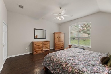 PRISTINE HOME IN HERITAGE RANCH (50+ GATED COMMUNITY) - on Heritage Ranch Golf and Country Club in Texas - for sale on GolfHomes.com, golf home, golf lot