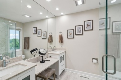Luxurious Living in Prestigious Turnberry Subdivision  Discover on Turnberry Country Club in Illinois - for sale on GolfHomes.com, golf home, golf lot
