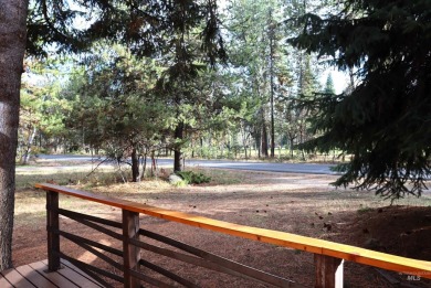 Escape to your dream cabin in beautiful McCall! This charming on McCall Municipal Golf Course in Idaho - for sale on GolfHomes.com, golf home, golf lot