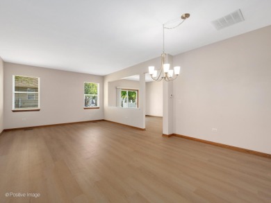 Carillon Ranch Townhome-All one level, Renovated & Refreshed on The Links at Carillon in Illinois - for sale on GolfHomes.com, golf home, golf lot