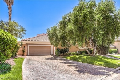 Welcome to 27 Via Paradiso--a 4-bed, 5-bath custom home in on South Shore At Lake Las Vegas in Nevada - for sale on GolfHomes.com, golf home, golf lot
