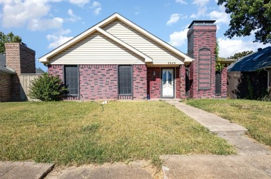 Very nice house in the prestigious Oakridge neighbourhood in on Duck Creek Golf Club in Texas - for sale on GolfHomes.com, golf home, golf lot