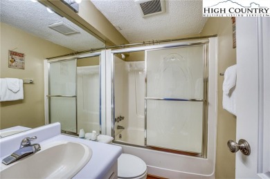 Want to be able to walk to Sugar Mountain ski resort slopes out on Sugar Mountain Golf Course in North Carolina - for sale on GolfHomes.com, golf home, golf lot