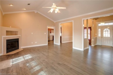 Move in Ready!!! Extremely clean 3BR 2BR brick home located in on Eagle Crest Golf Course in Arkansas - for sale on GolfHomes.com, golf home, golf lot