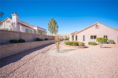 Charming 2-bedroom, 2 bathroom home in Sun City on Highland Falls Golf Club in Nevada - for sale on GolfHomes.com, golf home, golf lot