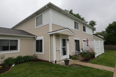 This is a 2 story end unit town home located in a quiet on Poplar Creek Country Club in Illinois - for sale on GolfHomes.com, golf home, golf lot