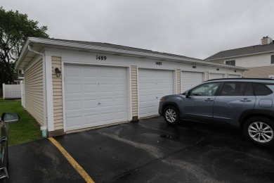 This is a 2 story end unit town home located in a quiet on Poplar Creek Country Club in Illinois - for sale on GolfHomes.com, golf home, golf lot
