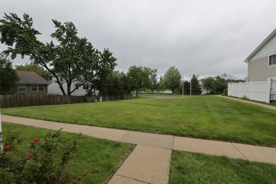 This is a 2 story end unit town home located in a quiet on Poplar Creek Country Club in Illinois - for sale on GolfHomes.com, golf home, golf lot